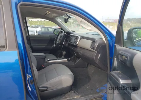 2017 Toyota Tacoma Sr5 V6 z USA, uszkodzony, nr VIN 3TMCZ5AN3HM116747